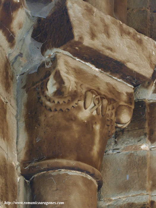 CAPITELES DE LA CAPILLA